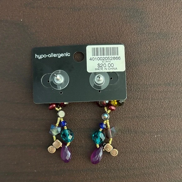 NWT Chico's Vibrant Beaded Drop Earrings - Picture 3 of 3